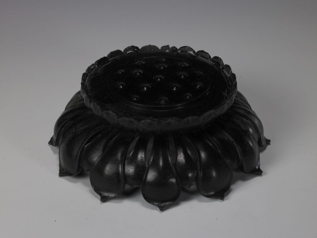 图片[3]-White Jade Lotus Double Layer Box-China Archive